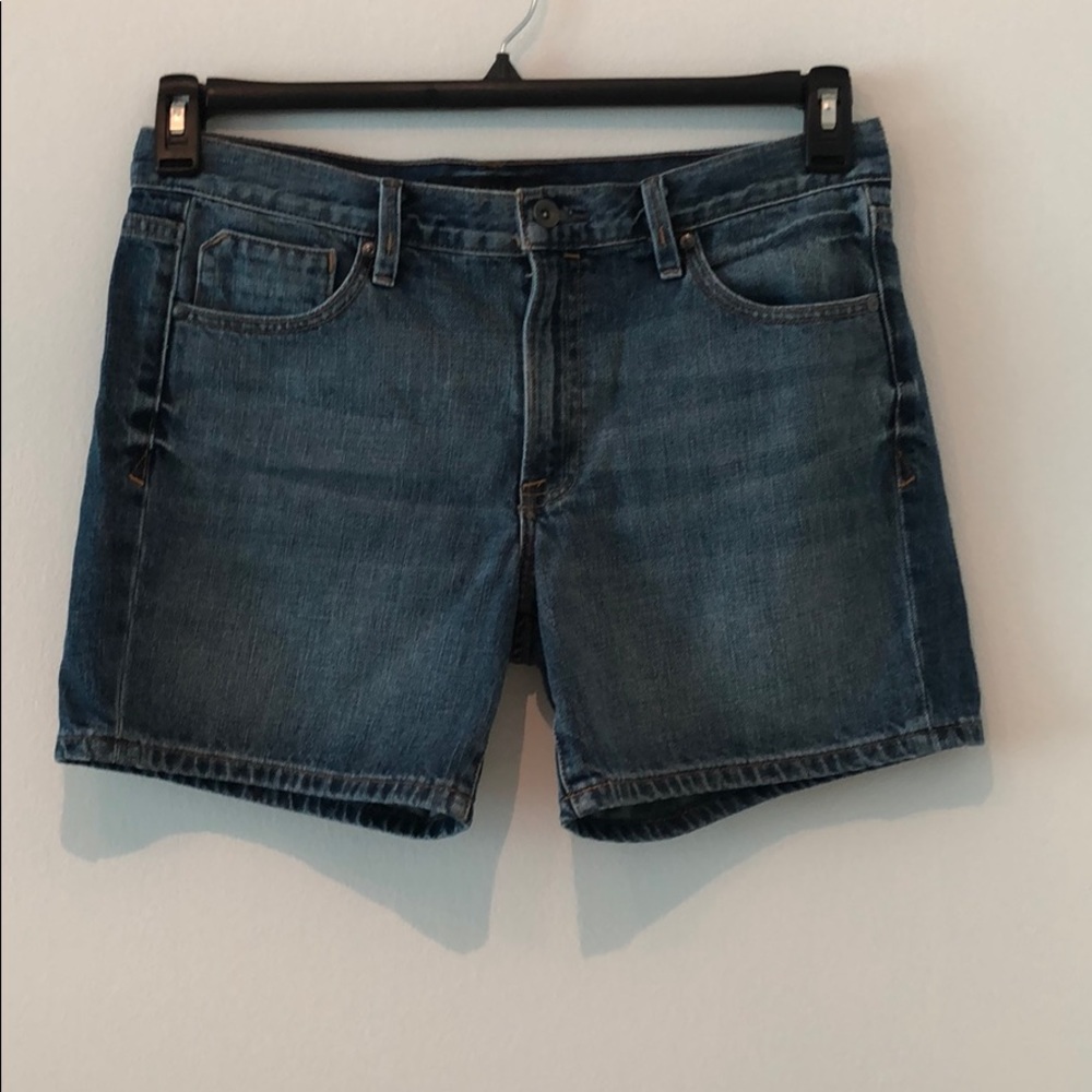 Calvin Klein weekend short jeans size 8